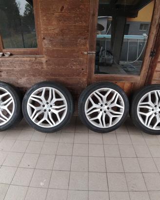 cerchi e gomme r. 20 per rrevoque 