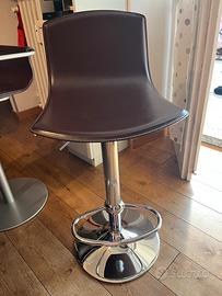 Sgabello Calligaris Connubia Egg pelle  + omaggio