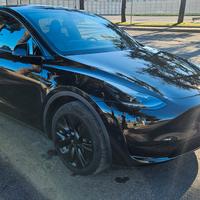 Tesla Model Y RWD PREMIUM