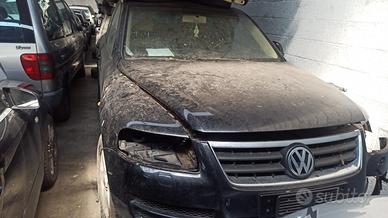 VOLKSWAGEN TUAREG 2.5 C/MOTORE BAC