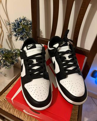 Nike dunk low panda