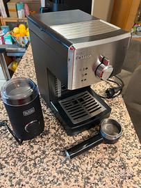 Macchina Espresso Saeco e macinino Black + Decker