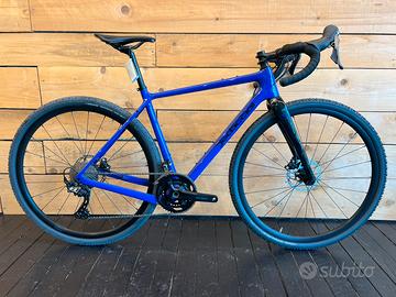 BICICLETTA GRAVEL DEDA ACCIAI in carbonio