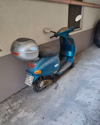 piaggio vespa et4 125