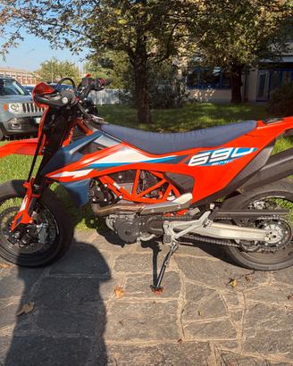 Ktm 690 SMC R