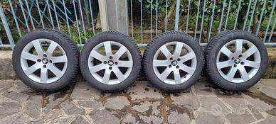 4 cerchi in lega con gomme 4 stagioni Peugeot 308