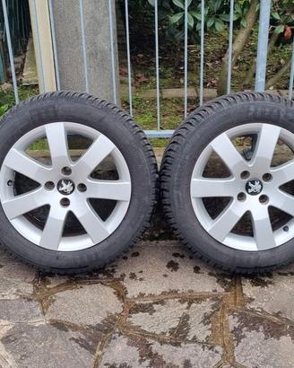 4 cerchi in lega con gomme 4 stagioni Peugeot 308