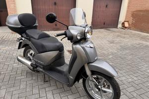 Aprilia Scarabeo 250