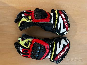 Guanti moto