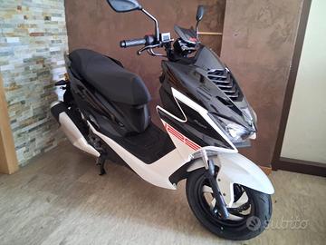 PROMO MALAGUTI MISSION 125cc MOT. A LIQUIDO