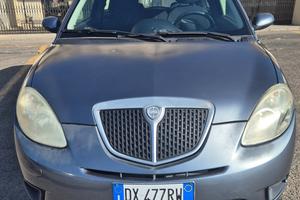 Lancia Y