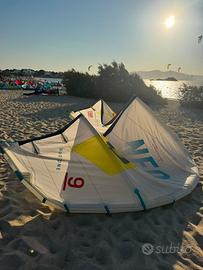 Kite Duotone Neo 2021 bianco + trust bar