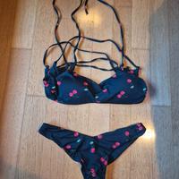 Costume bikini ciliegie