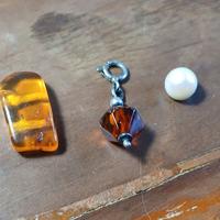 Set di 3 articoli (ambra baltica + perla naturale)