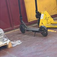 Monopattino elettrico xiamoi