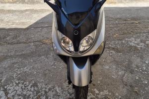 scooter tmax