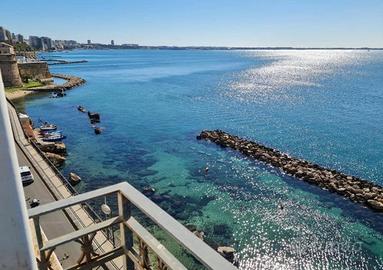 Palazzo / Stabile a Taranto