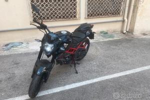 MOTO BENELLI BN 125 SOLO 1885 KM COME NUOVA