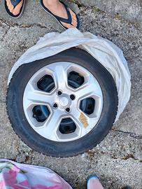 Cerchi Ford  EcoSport e gomme invernali 205/60/16