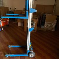 Carrello elevatore manuale