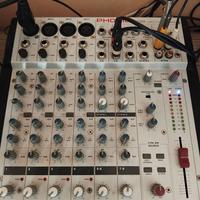 mixer phonic 8 canali