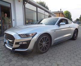 Ford Mustang Fastback 2.3 EcoBoost Turbo Shelby St