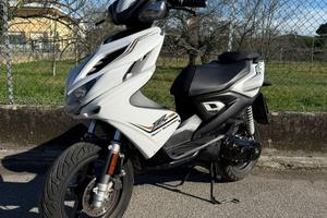 Yamaha Aerox 50