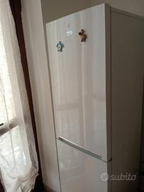 Frigorifero Beko con congelatore