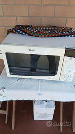 forno a microonde Whirlpool