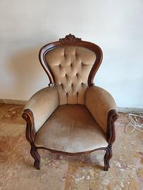 Poltrona beige in legno