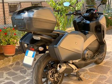 Honda integra 750 NC