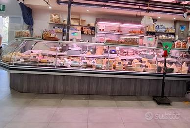 Banco storico mercato coperto dal 1950