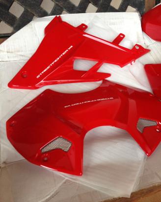 Ducati streetfghter V4 PEZZI VARI
