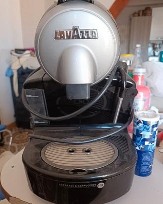 Macchina caffè Lavazza espresso cappuccino