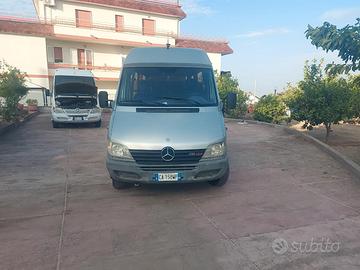 Mercedes sprinter 27 diesel -17 posti 