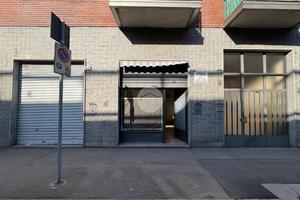 NEGOZIO A MONCALIERI