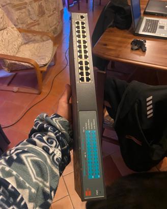 Switch Ethernet 16 porte