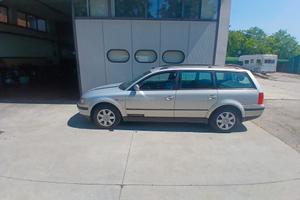 Volkswagen Passat 1.9 TDI/115 CV cat Variant C.lin