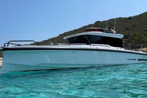 AXOPAR 37 XC Cross Cabin