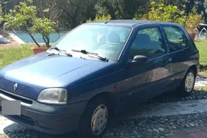 renault clio 1997 (prezzo trattabile)
