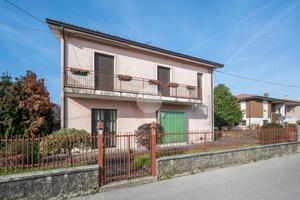 4 LOCALI A COSTERMANO