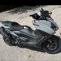Tmax 560 anno 2021