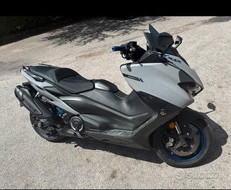 Tmax 560 anno 2021