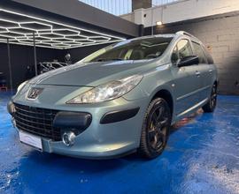 Peugeot 307 1.6 16V aut. Station Australian 7 post