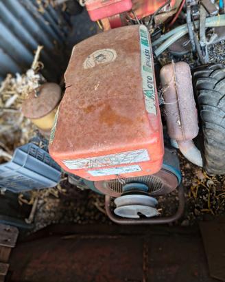 Motozappa con carello moto Benassi 11 cv