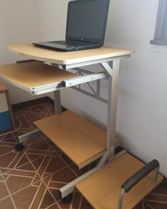 Tavolino porta pC