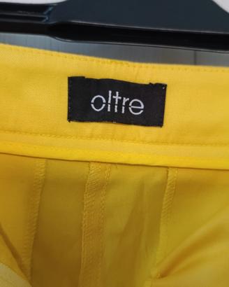 Pantaloni gialli turlo lunghi 
