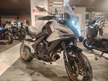 Cfmoto 700mt