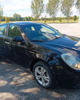Alfa Romeo Giulietta 2.0 JTDm-2 140 CV Distinctive