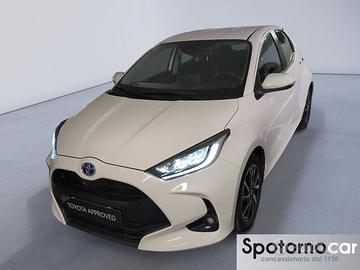 Toyota Yaris Hybrid Trend MY22